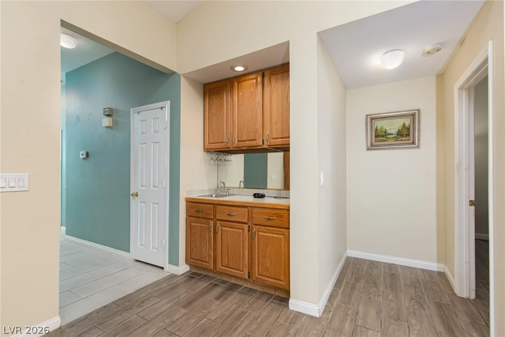 2882 Bridgepointe, Las Vegas, NV 89121