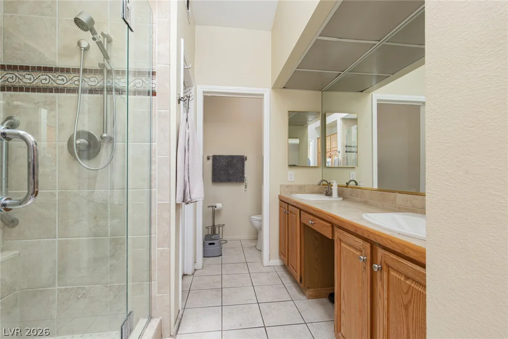 2882 Bridgepointe, Las Vegas, NV 89121