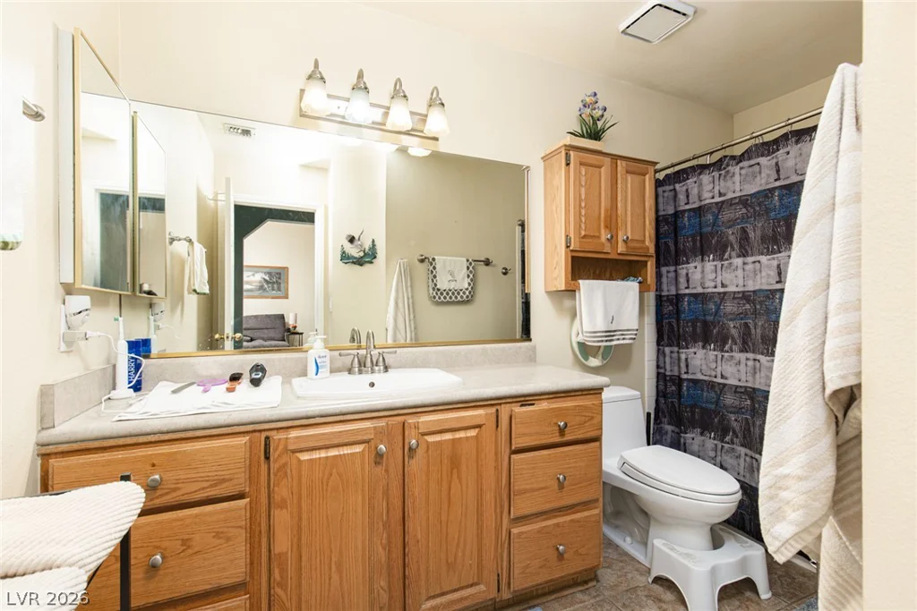 2882 Bridgepointe, Las Vegas, NV 89121