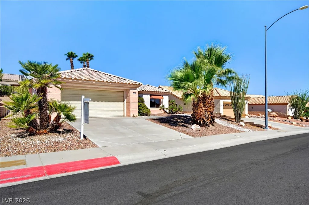 2821 Hanging Rock, Las Vegas, NV 89134