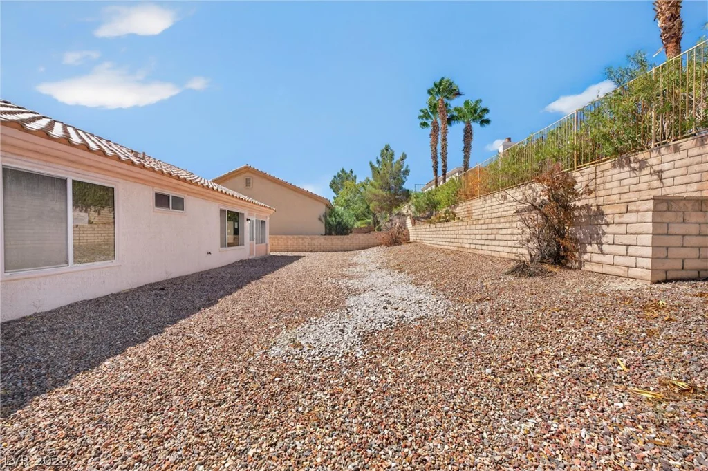 2821 Hanging Rock, Las Vegas, NV 89134