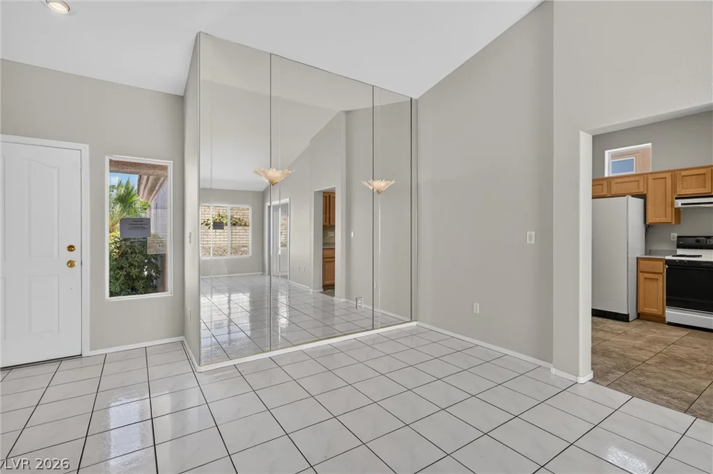 2821 Hanging Rock, Las Vegas, NV 89134