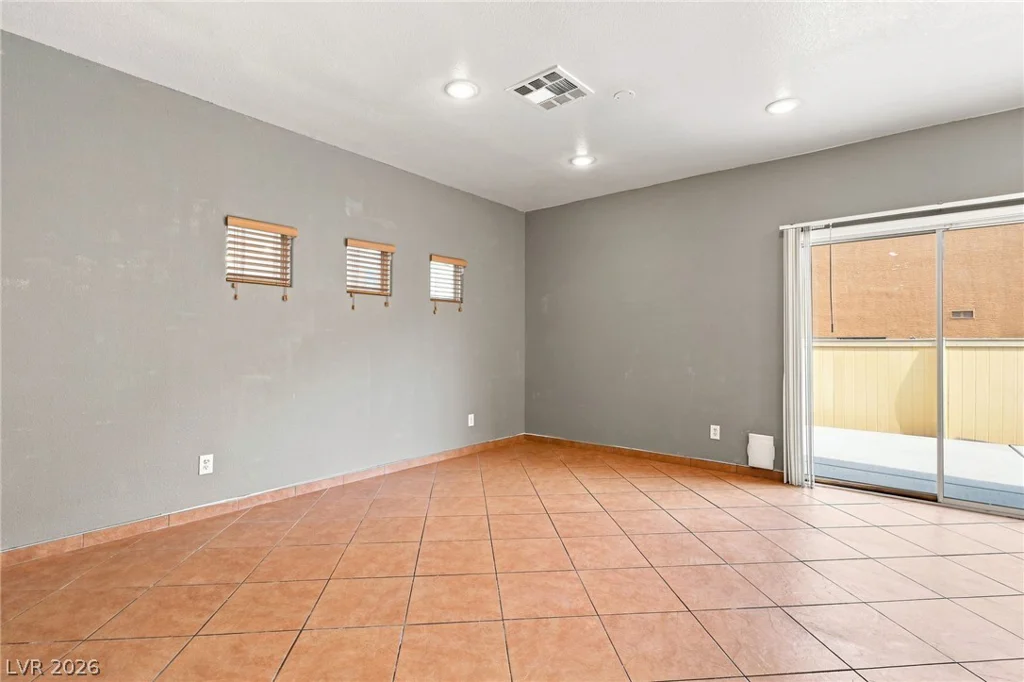 6180 Pacific Dogwood, Las Vegas, NV 89139