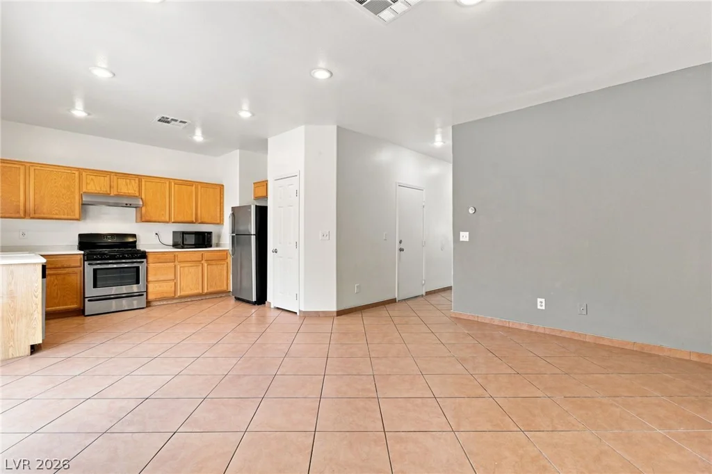 6180 Pacific Dogwood, Las Vegas, NV 89139