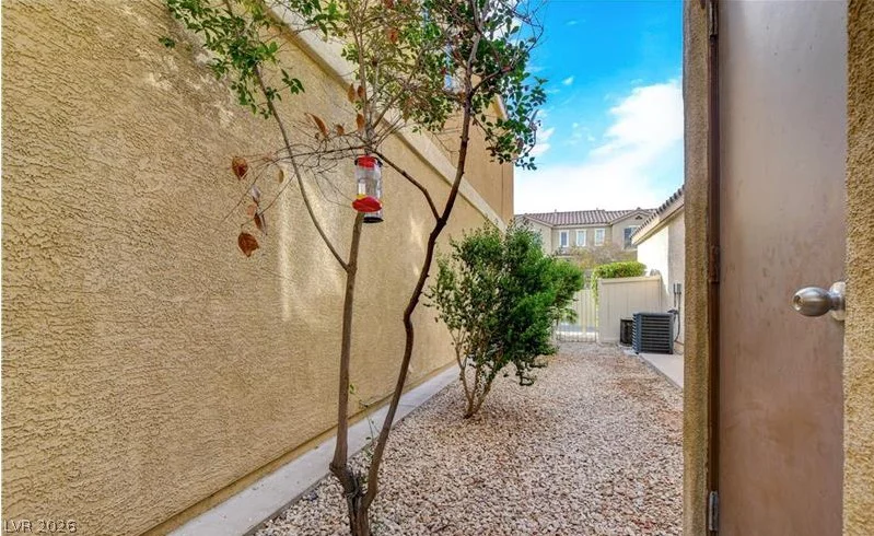 6624 Biltmore Garden, Las Vegas, NV 89149