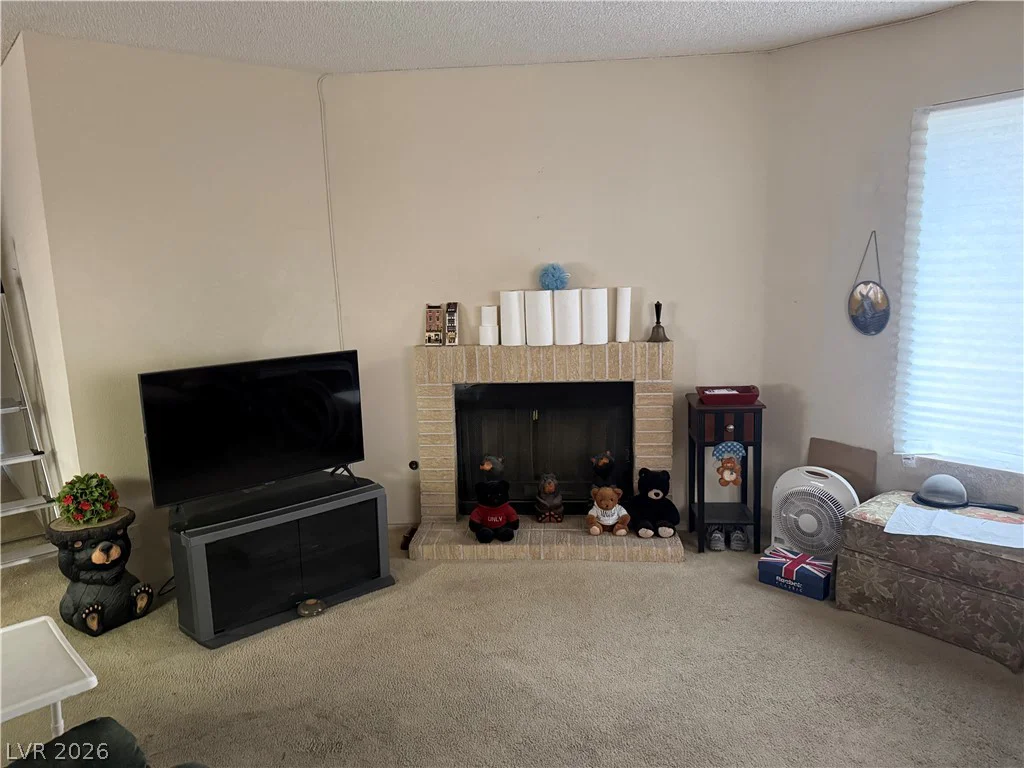6741 Charleston, Las Vegas, NV 89146