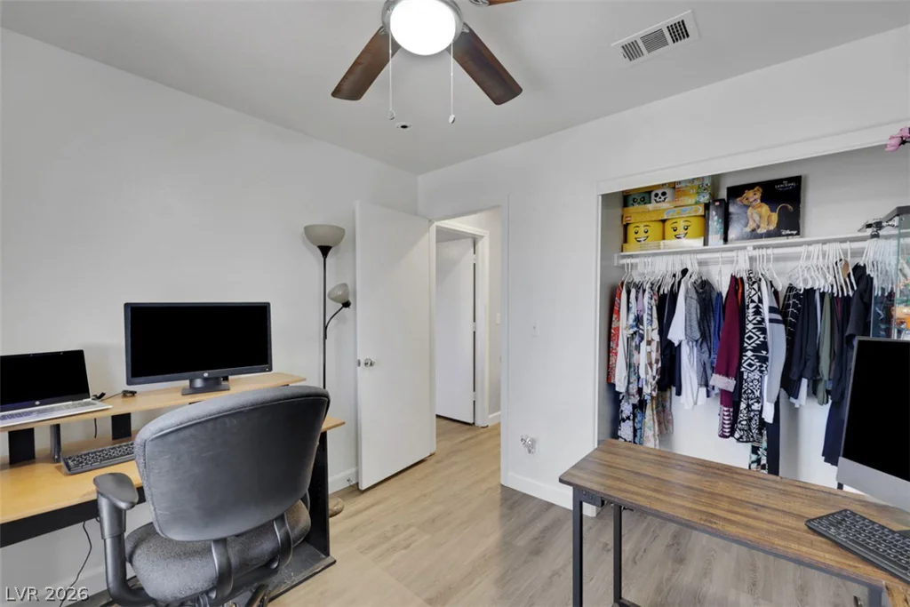 6356 Peach Orchard, Las Vegas, NV 89142