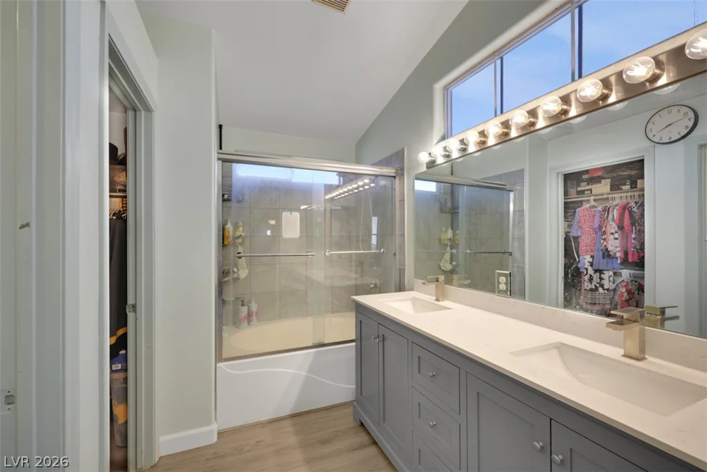 6356 Peach Orchard, Las Vegas, NV 89142