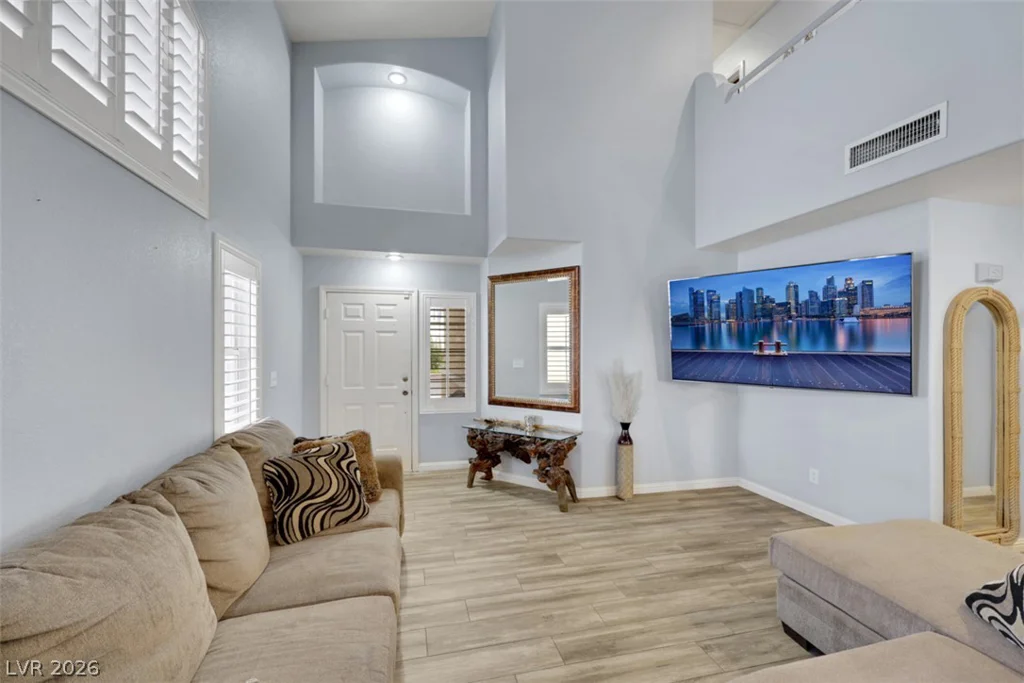 6356 Peach Orchard, Las Vegas, NV 89142