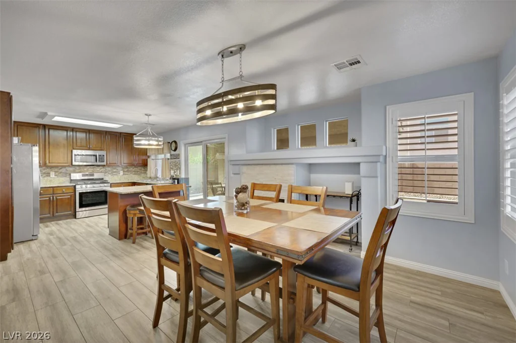 6356 Peach Orchard, Las Vegas, NV 89142