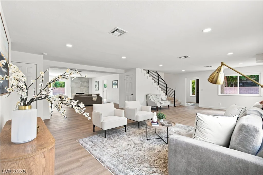 7237 Washburn, Las Vegas, NV 89149