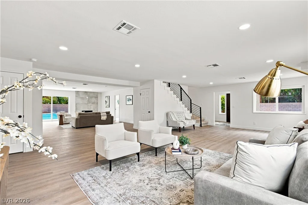 7237 Washburn, Las Vegas, NV 89149