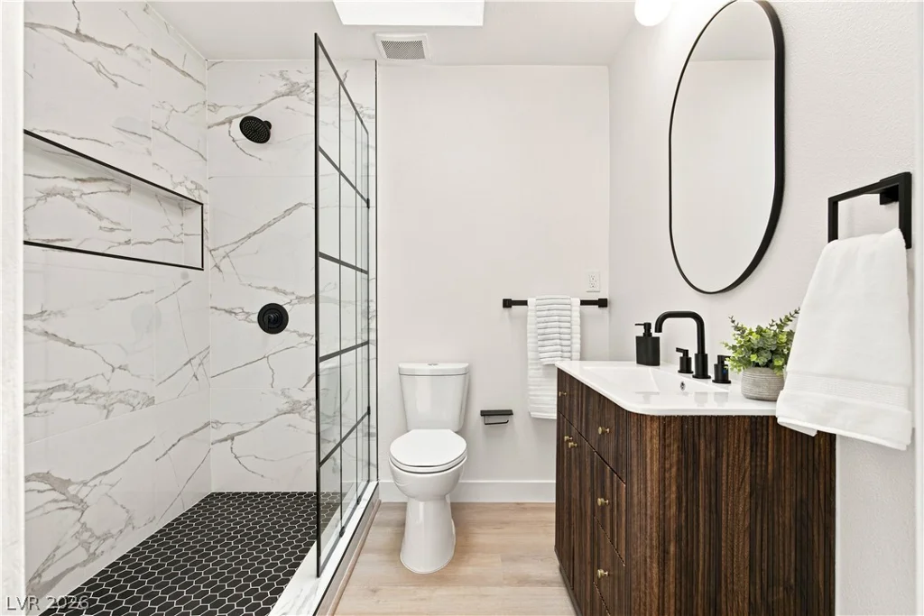 7237 Washburn, Las Vegas, NV 89149