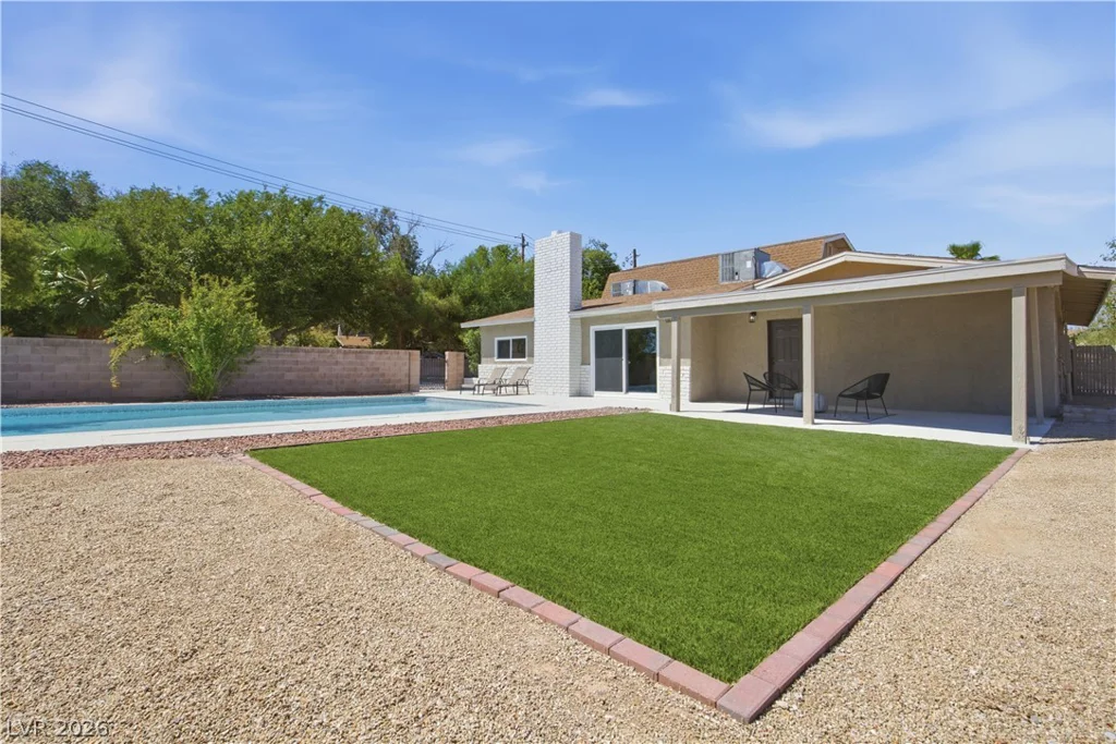 7237 Washburn, Las Vegas, NV 89149