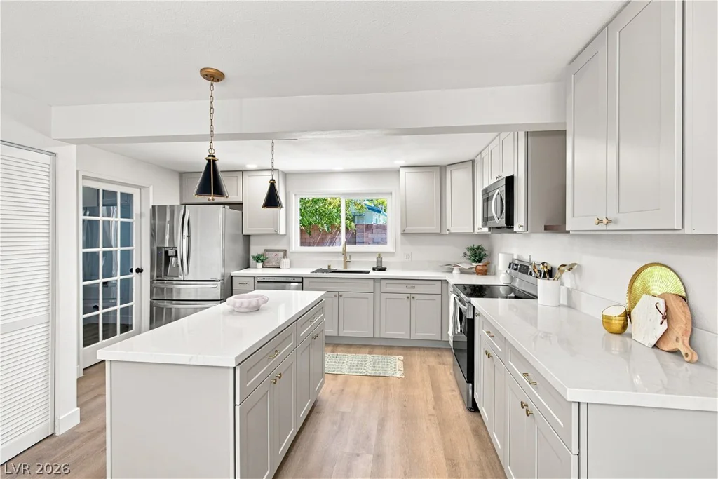 7237 Washburn, Las Vegas, NV 89149