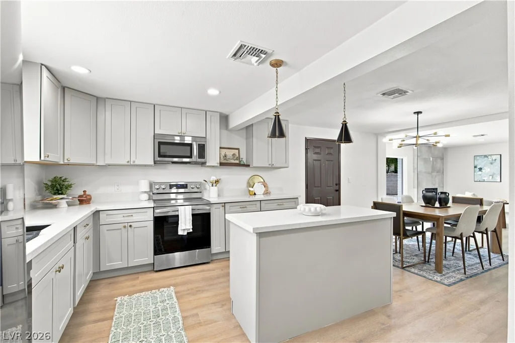 7237 Washburn, Las Vegas, NV 89149