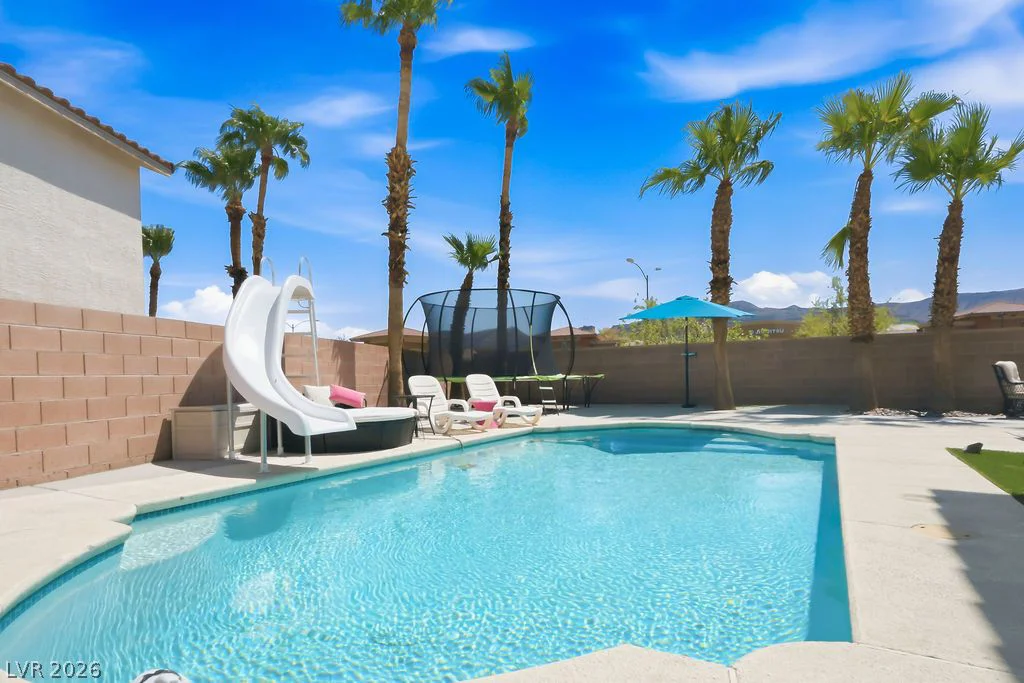 200 Oella Ridge, Henderson, NV 89012