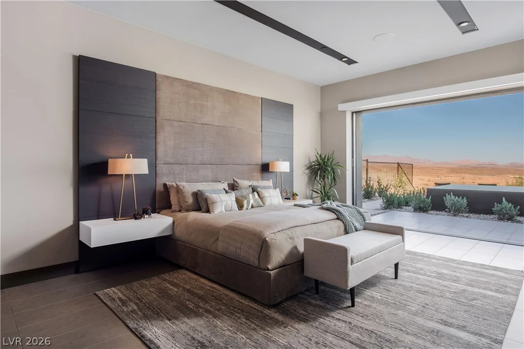 176 Still Shores, Henderson, NV 89011