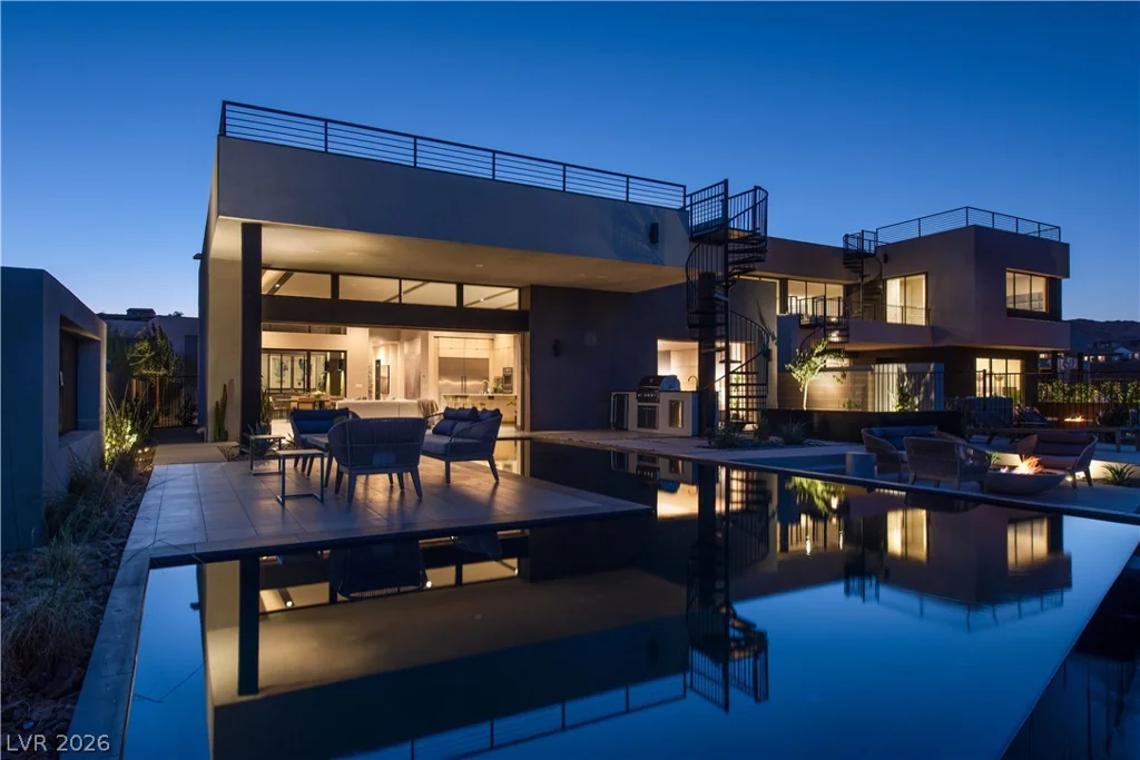 176 Still Shores, Henderson, NV 89011