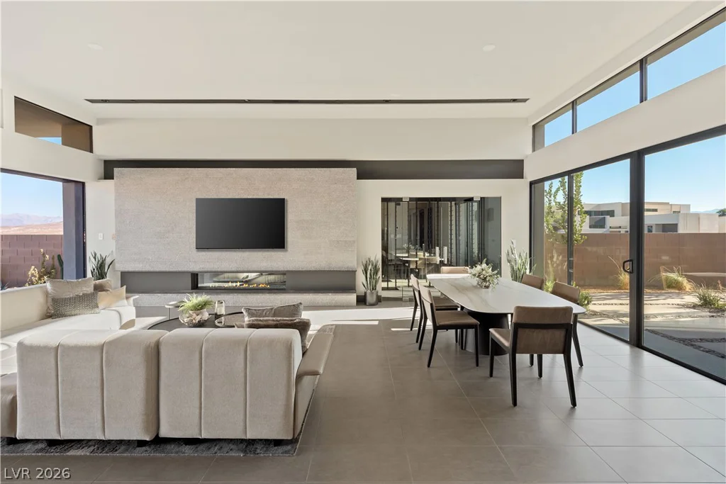 176 Still Shores, Henderson, NV 89011