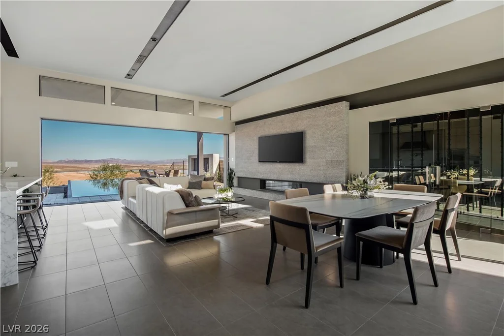 176 Still Shores, Henderson, NV 89011