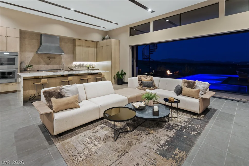 176 Still Shores, Henderson, NV 89011