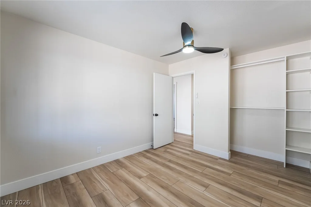 3926 Arizona, Las Vegas, NV 89104