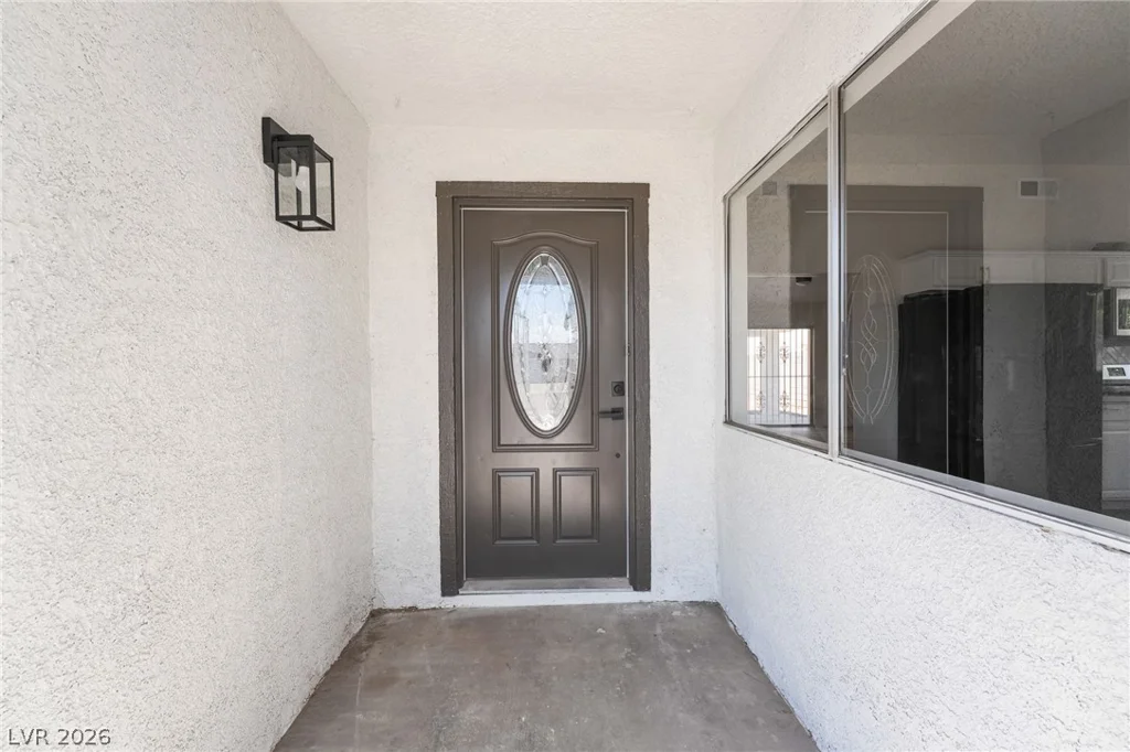 3926 Arizona, Las Vegas, NV 89104