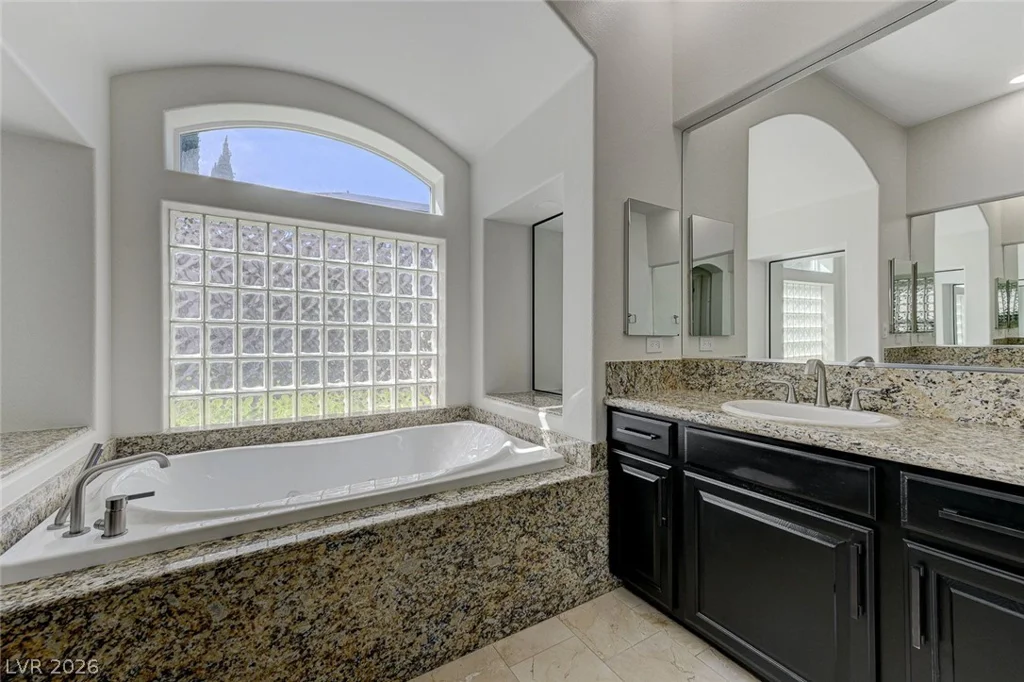 317 Onyx Crest, Las Vegas, NV 89145
