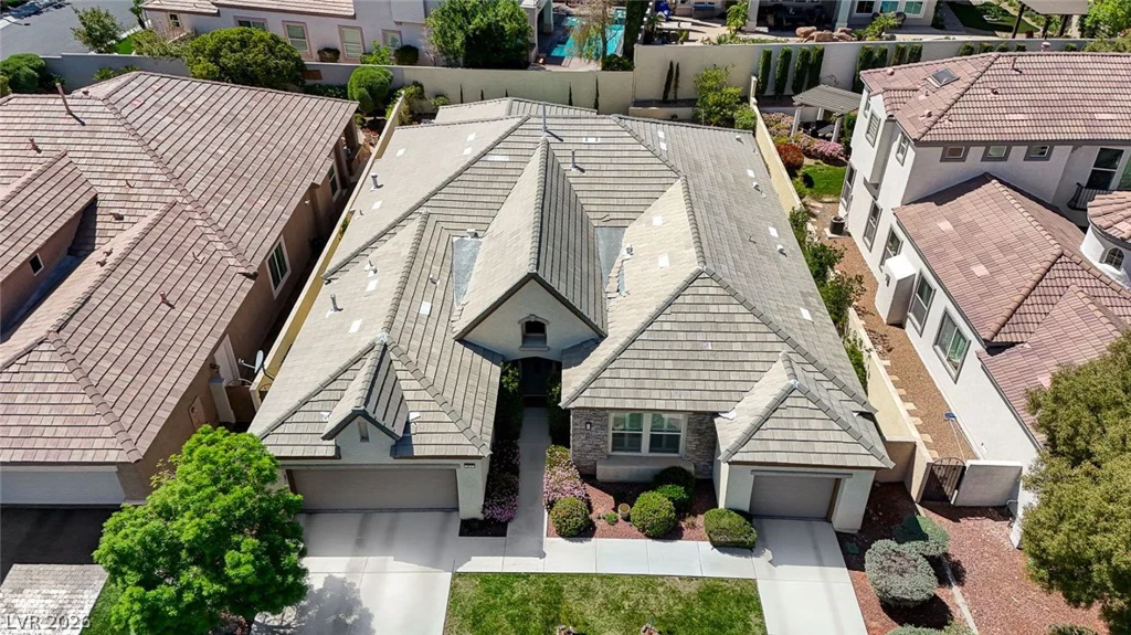 317 Onyx Crest, Las Vegas, NV 89145