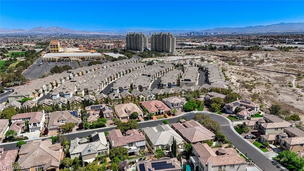 317 Onyx Crest, Las Vegas, NV 89145