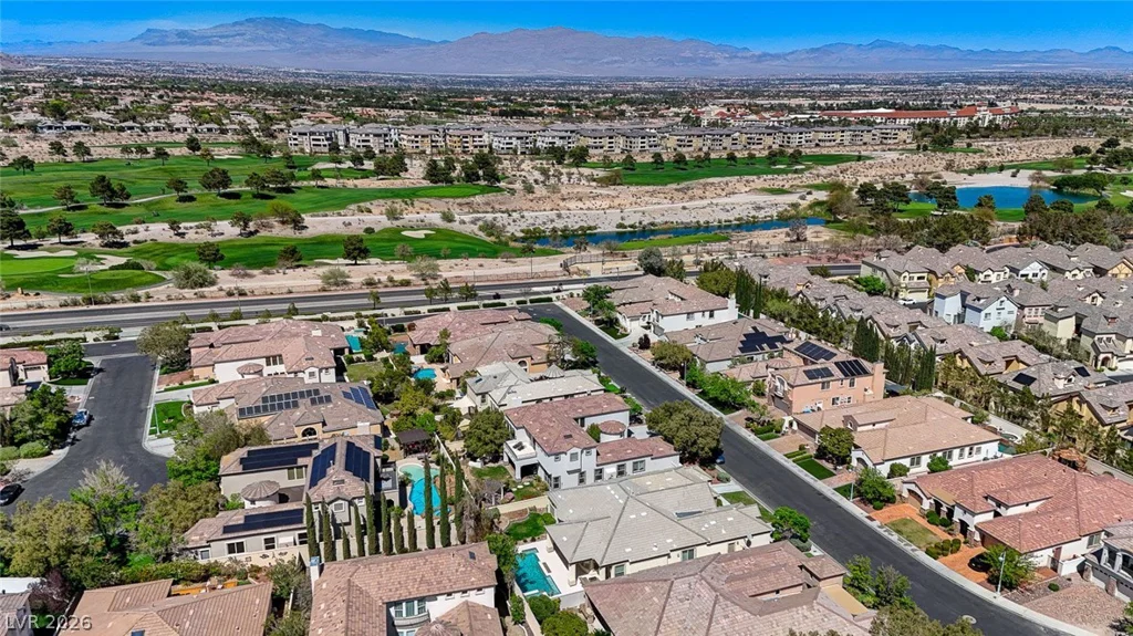 317 Onyx Crest, Las Vegas, NV 89145