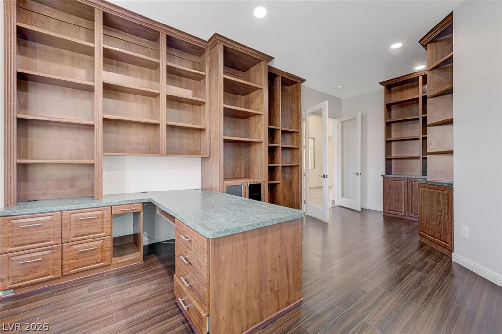 317 Onyx Crest, Las Vegas, NV 89145