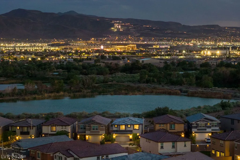 383 Winter Dove, Henderson, NV 89011