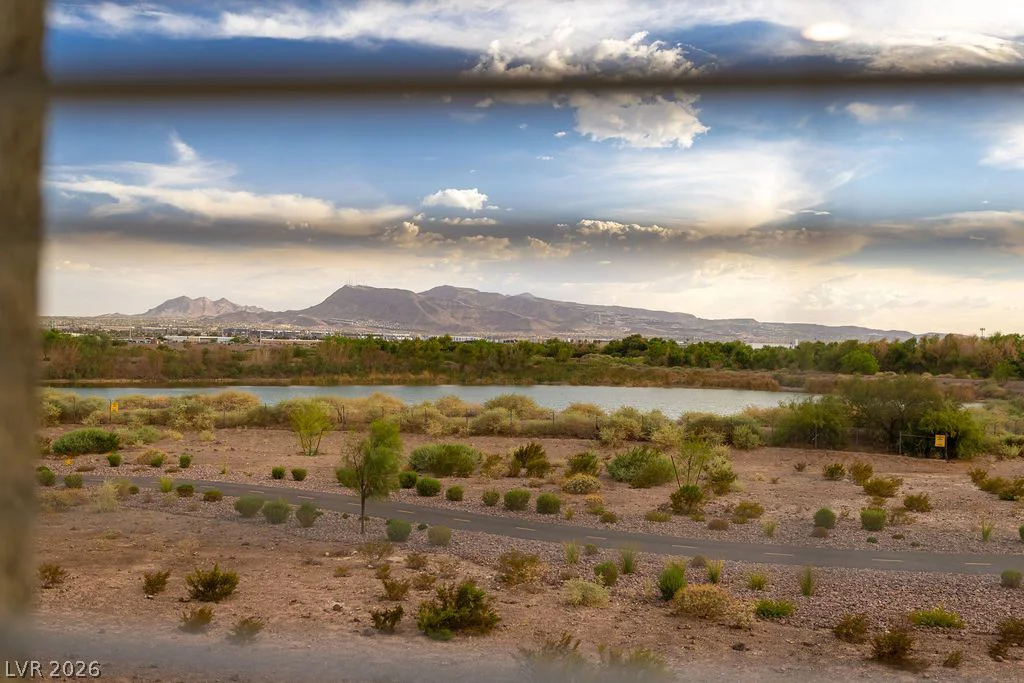 383 Winter Dove, Henderson, NV 89011