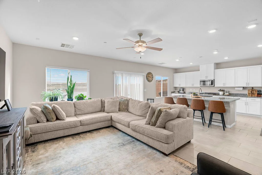 383 Winter Dove, Henderson, NV 89011