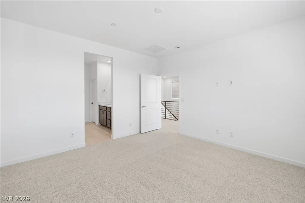11965 Angle Cliff, Las Vegas, NV 89138