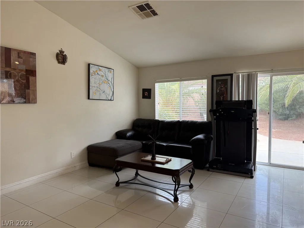 2610 Moon Wave, North Las Vegas, NV 89031