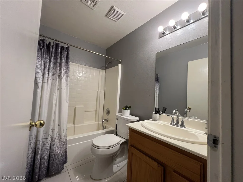 2610 Moon Wave, North Las Vegas, NV 89031