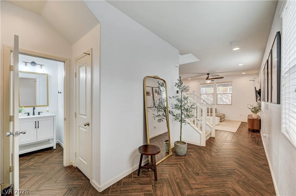 6954 Placid Lake, Las Vegas, NV 89179