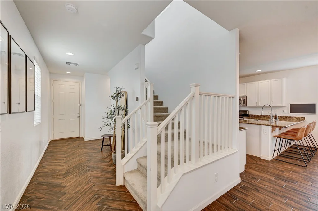 6954 Placid Lake, Las Vegas, NV 89179