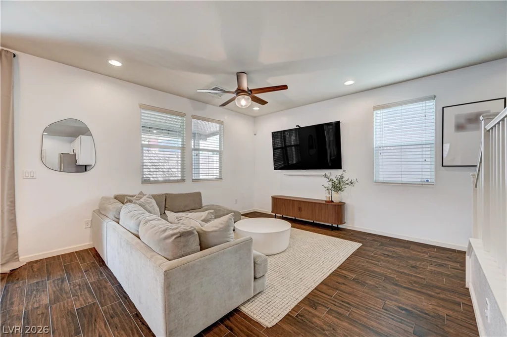 6954 Placid Lake, Las Vegas, NV 89179