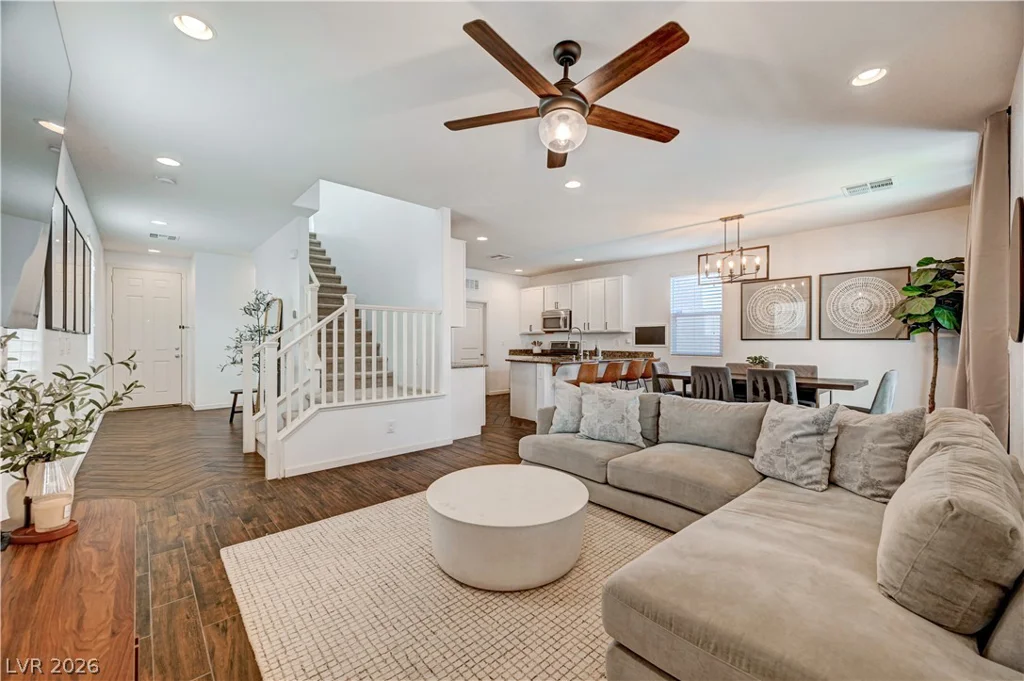 6954 Placid Lake, Las Vegas, NV 89179
