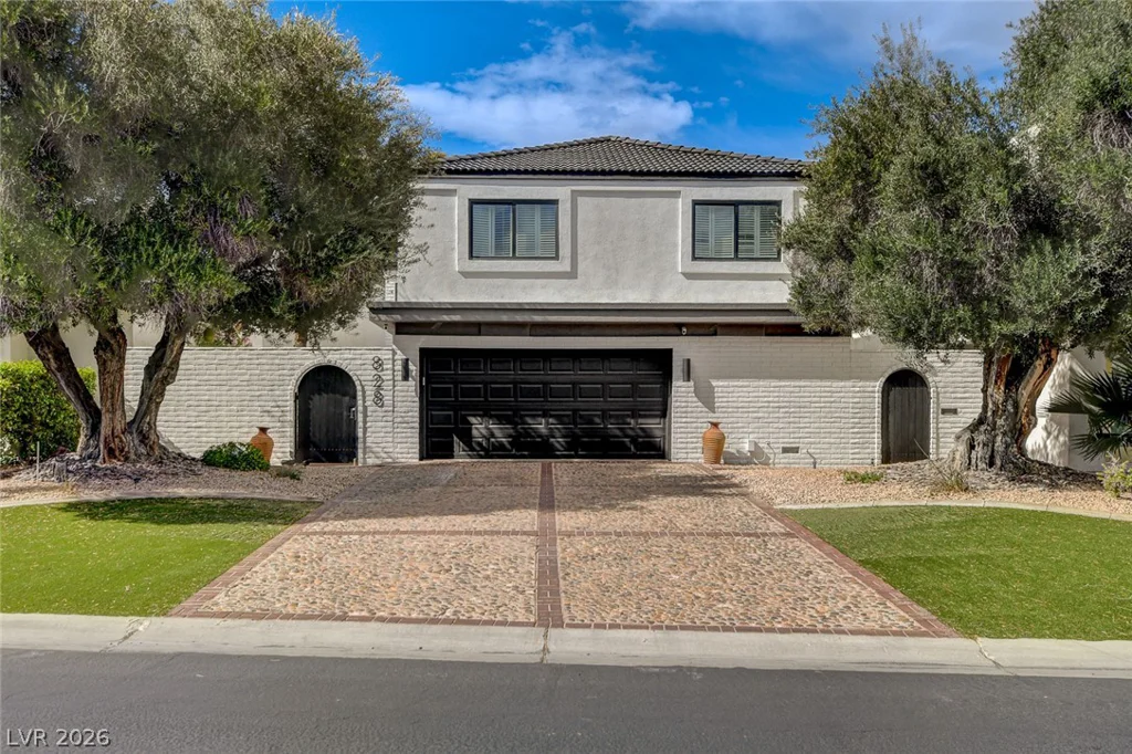 828 Vegas Valley, Las Vegas, NV 89109