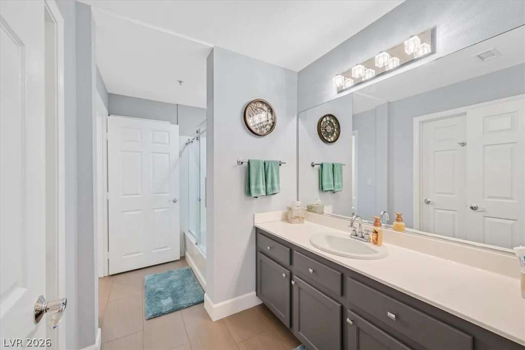 59 Agate, Las Vegas, NV 89123