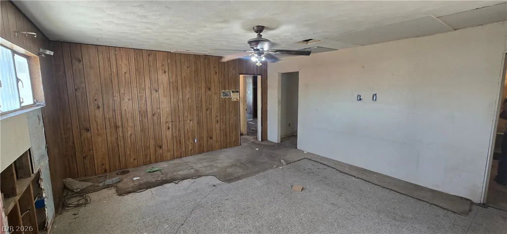 2320 Crawford, North Las Vegas, NV 89030