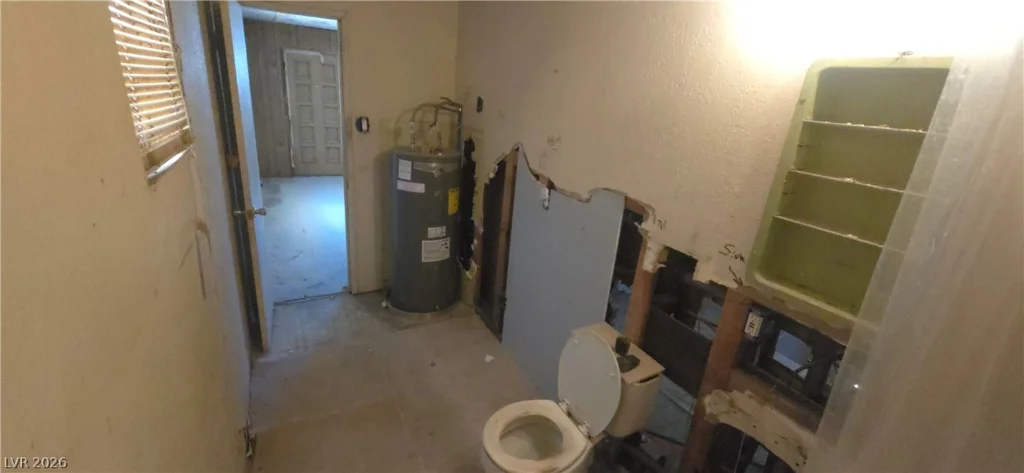 2320 Crawford, North Las Vegas, NV 89030