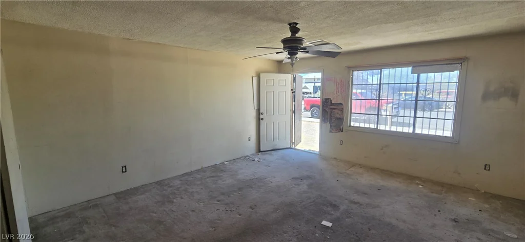 2320 Crawford, North Las Vegas, NV 89030