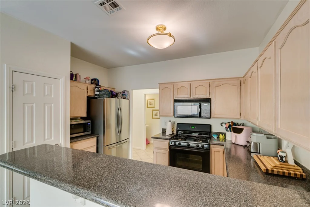 6532 Angel Mountain, Las Vegas, NV 89130