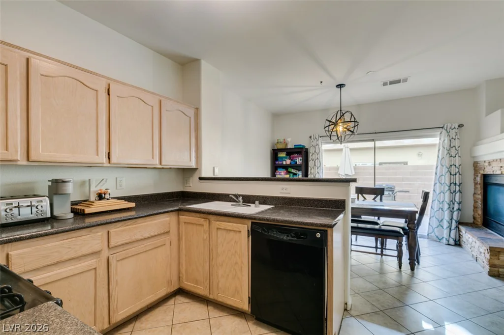 6532 Angel Mountain, Las Vegas, NV 89130